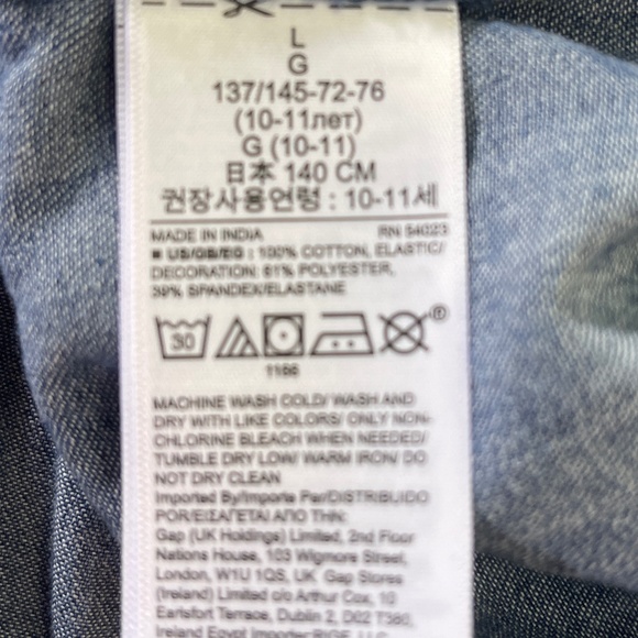 Gap Girls Smocked Chambray Denim Shorts Jumper COMFY Large 10-11 Years Pockets - Picture 5 of 7